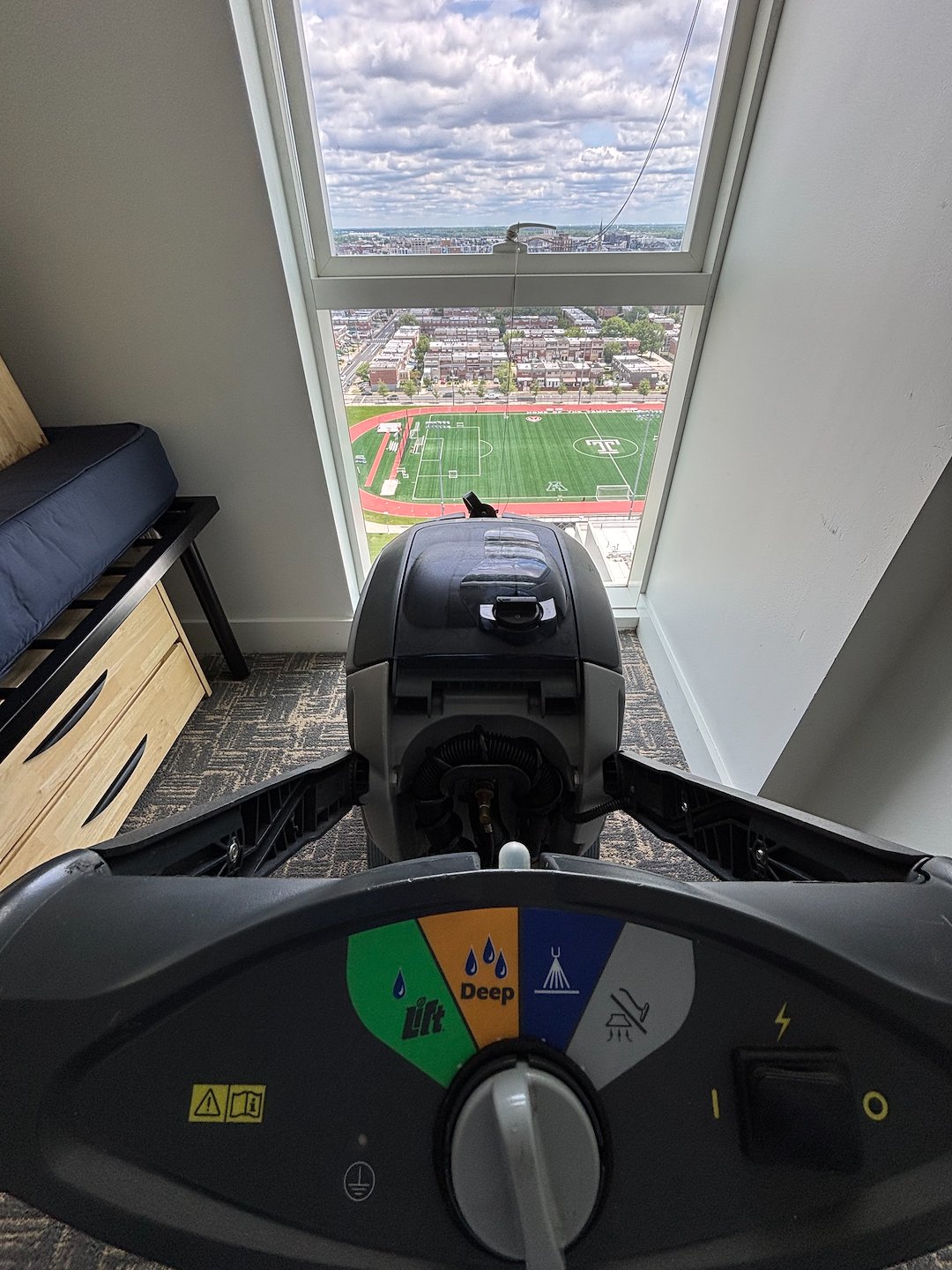 Bedroom Carpet Cleaning for Student Housing – Philadelphia, PA